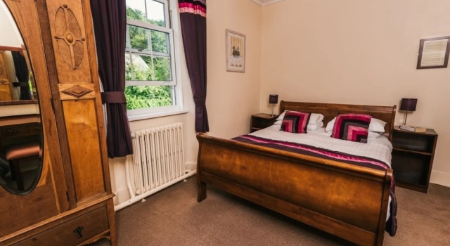 Номер Economy Fox & Hounds Country Hotel