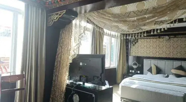 Люкс Deluxe Shangri-la Zhaxidele Hotel