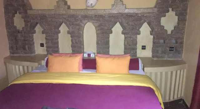 Camera Standard Riad Moha