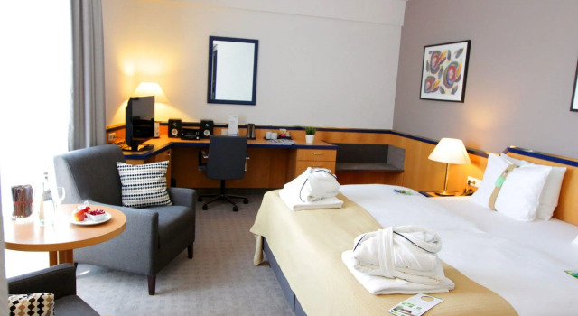 Двухместный номер Standard HI Hotel International Hamburg