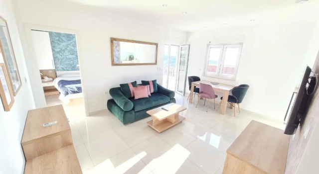 Апартаменты c 1 комнатой с балконом и с видом на море Apartments Pivac