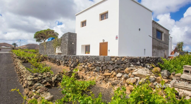 Casa Carait en la Vegueta, Забронировать Отель Отели Ланцароте 3 звезды, 3*