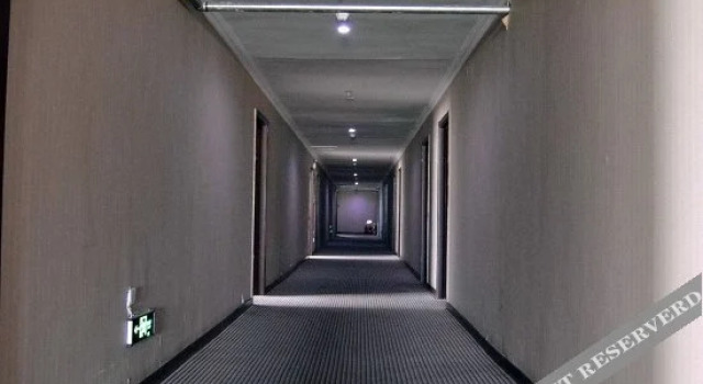 Yunan Hotel (Xinyuan Plaza), Забронировать Отель Яньтай Yantai Region
