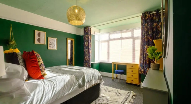 Step Free Access Apt for 6 Parking 2 Mins Town, Varaa Huoneisto Asunnot kohteessa Merseyside, Huoneisto