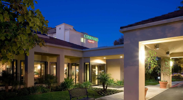 Courtyard Costa Mesa South Coast Metro, Забронировать Отель Коста-Меса Beach Cities Orange County