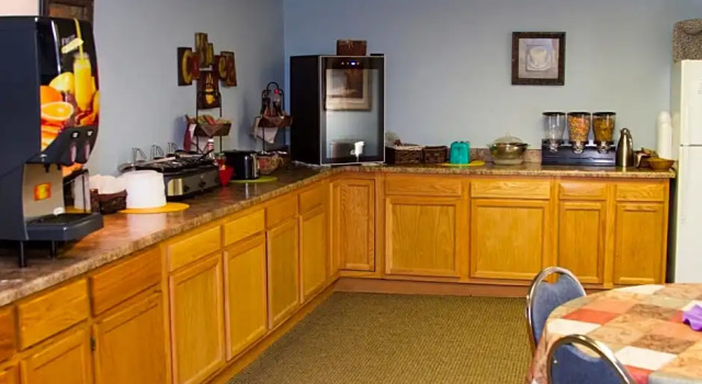 Cottonwood Inn & Suites, Boek Hotel Phillipsburg Kansas