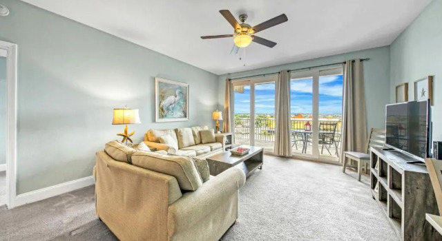 Апартаменты On the 3-d Floor, Laketown 324 - Large 2 BD , Great Views and Amenities