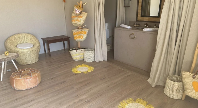 Номер Deluxe Sanmao Desert Luxury Camp