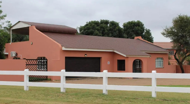Шале с 3 комнатами El Gran Chaparral Guest House
