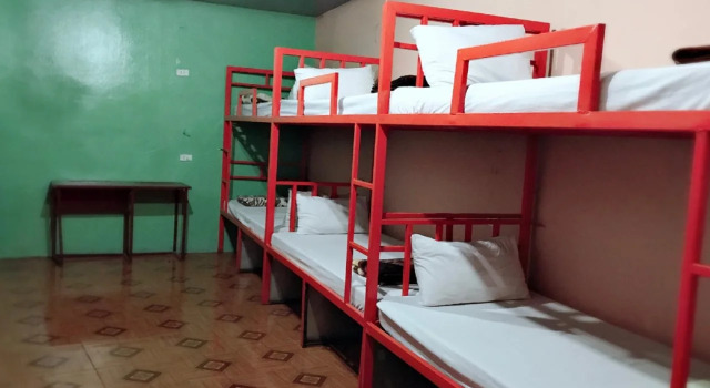 Chillao Youth Hostel, Boek Hostel Vang Vieng 
