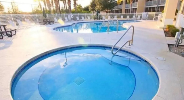 Номер Standard Huge Screened Patio That Overlooks Lake Buck, Near Famous Attractions!!