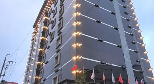 Renaissance Hotel