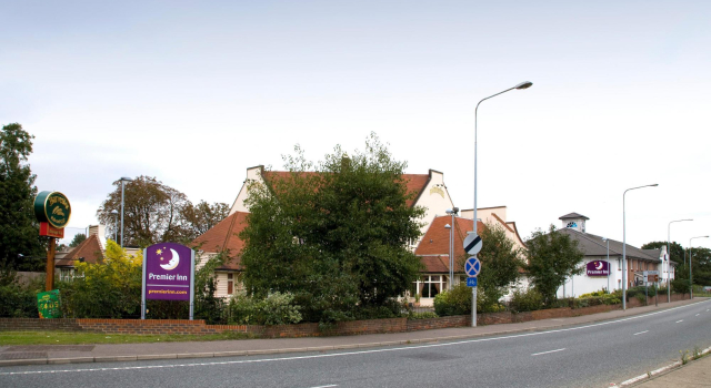 Express By Holiday Inn Basildon-Rayleigh, Varaa Hotelli Rayleigh Essex