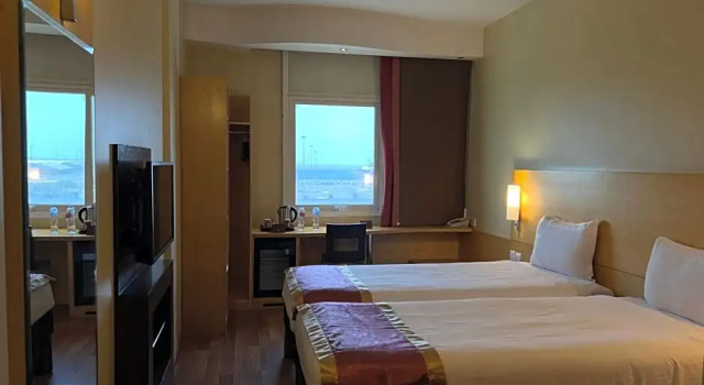 Номер Premium Ibis Yanbu