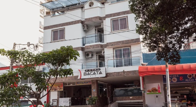 Hotel Bacata Isla, Rezerwuj Hotel Hotele w Santander z parkingiem, Parking