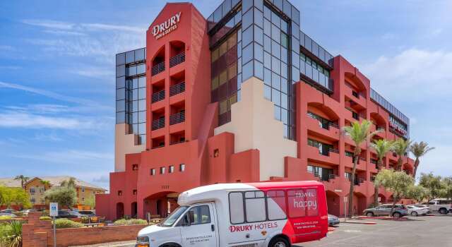 Drury Inn & Suites Phoenix Airport, Забронировать Отель Саут-Маунтин Финикс