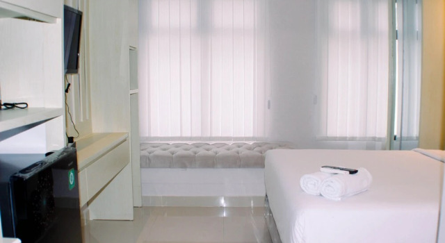 Simple And Cozy Studio Room At Pollux Chadstone Apartment, Book Apartment Cikarang West Java