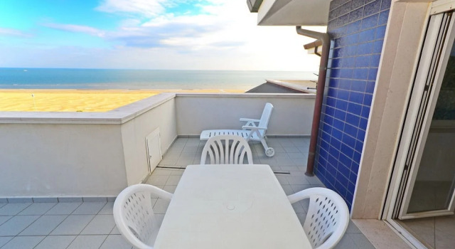 Lignano Top-floor Flat Near Center, Book Lejlighed Hoteller i Friuli Venezia Giulia med parkering, Parkering