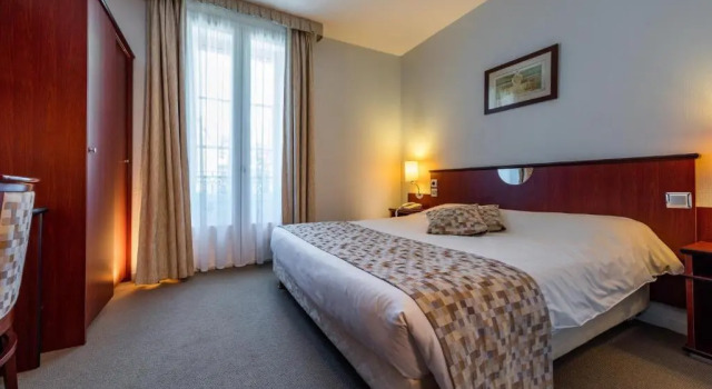 Семейный номер Standard Noemys Neris Montlucon - hotel restaurant