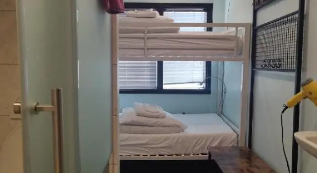 Одноместный номер Standard U Street Capsule Hostel