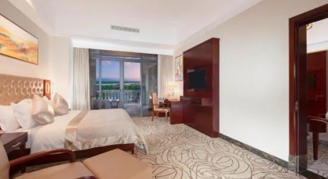Люкс Executive Wyndham Garden Haikou South