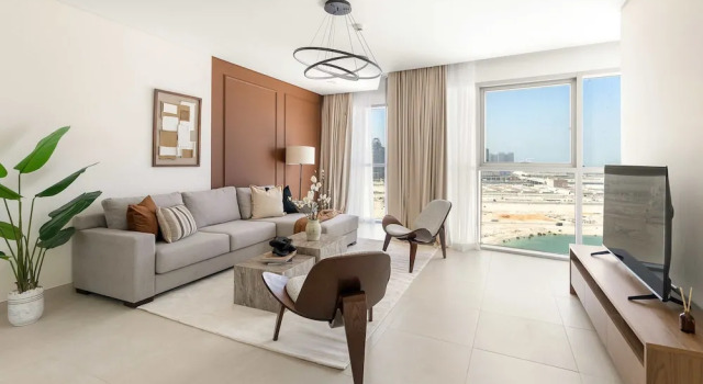 Silkhaus Large 3BR Maid Room in Radiant Viewz, Забронировать Апартаменты/квартира Абу-Даби Эмират Абу-Даби, рядом с Boutik Mall