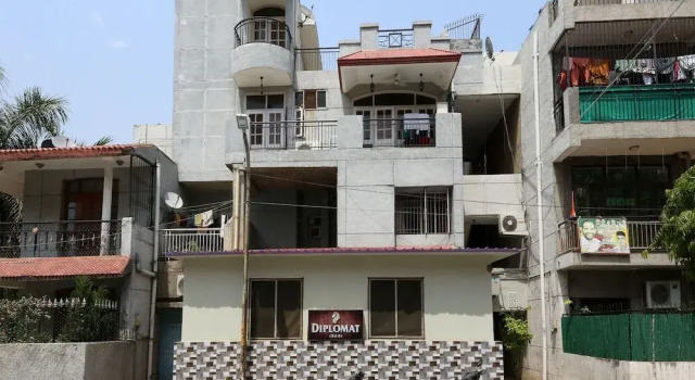 Diplomat Home Stay