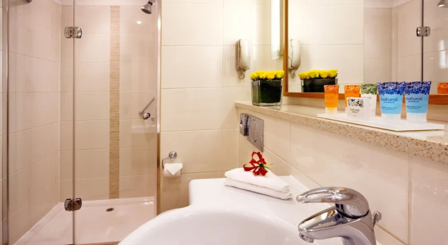 Четырёхместный номер Deluxe The Croke Park Hotel