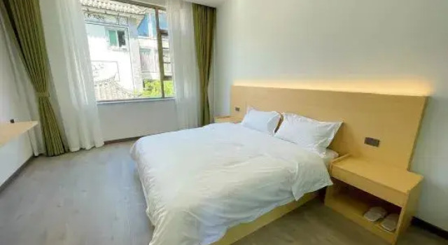 Tingshanhai Homestay, Prenota Hotel Hotel a Dali con parcheggio, Parcheggio