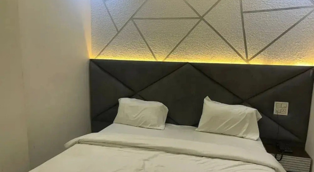 Hotel Shivi Grand Haridwar, Rezervovat Hotel Haridvár Uttarakhand