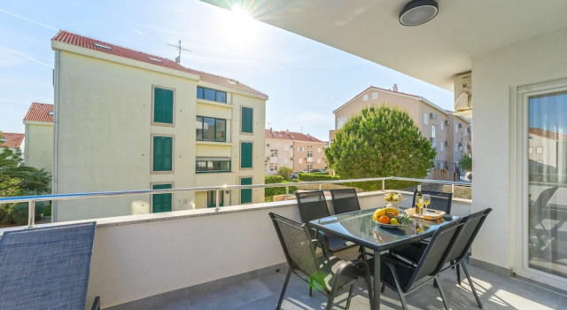 Апартаменты Superior Summer Breeze Pool Apartments
