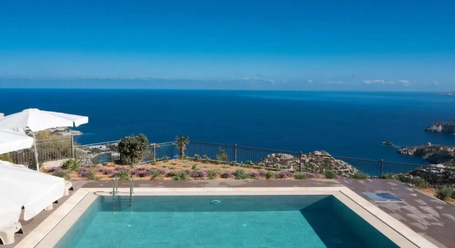 Коттедж Villa Eolos with private pool