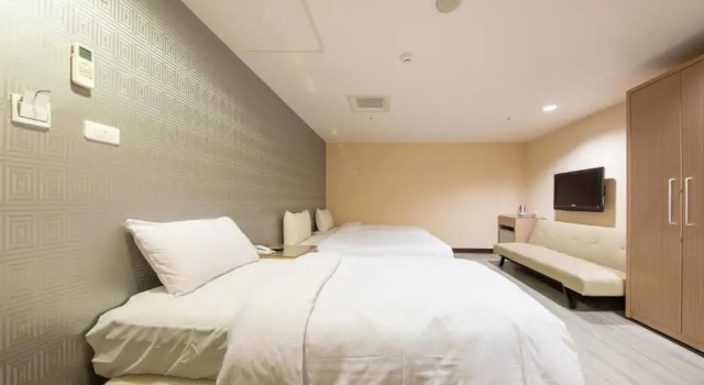 Трёхместный номер Economy Newhotel
