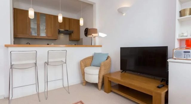 Апартаменты 1 Bedroom Apartment in Notting Hill Accommodates 2