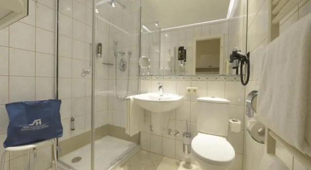 Полулюкс Standard Hotel Schweizer Hof Thermal und Vital Resort