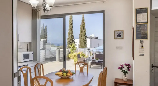 Lenias Sea View Villa, Prenota Villa Hotel a Neo Chorio con parcheggio, Parcheggio