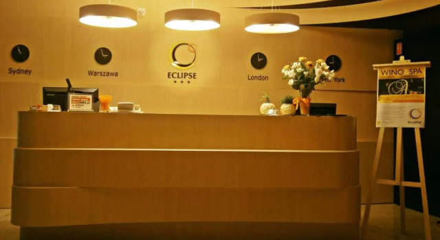 Hotel Eclipse, Забронировать Отель Домаслав Нижнесилезское воеводство