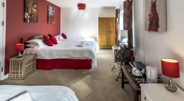 Parsonage Farm Inn, Забронировать Фермерский дом Фермерские дома Сейнт Флоренс, Фермерский дом