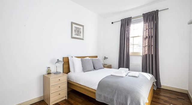 Royal College Apartments by Flexystays