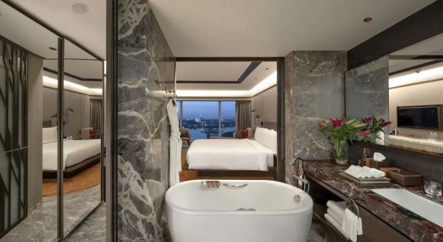 Двухместный номер Executive Conrad Bengaluru