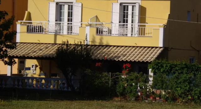 Студия Alex Studios & Apartments
