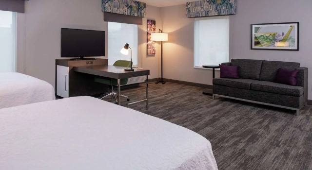 Номер Standard Hampton Inn & Suites Winston-Salem Downtown