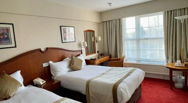 Семейный номер Standard Best Western Homestead Court Hotel