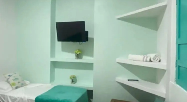 4cr-1m 4 Bedroom House In Getsemani With Air Conditioning And Wifi, Забронировать Дом для отпуска Виллы Картахены, рядом с Casa Cultural Colombo Alemana, Вилла
