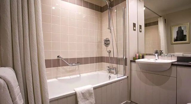 Номер Classic Dukes Head Hotel