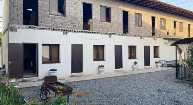 Esnat guest house Titova 25a, Book Guesthouse Sukhum Abkhazia