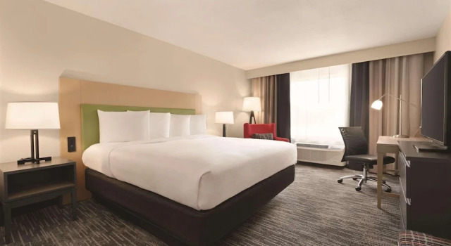 Двухместный номер Country Inn & Suites by Radisson, Savannah Midtown, GA