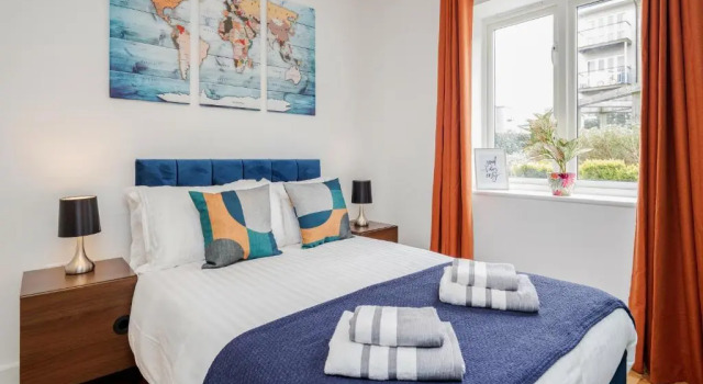 Апартаменты Luxury Apartment Close to London Heathrow and Stockley Park