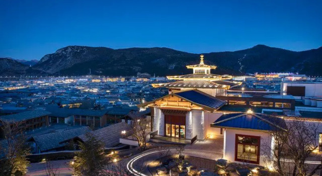 Двухместный люкс c 1 комнатой Hotel Indigo Diqing Moonlight City by IHG