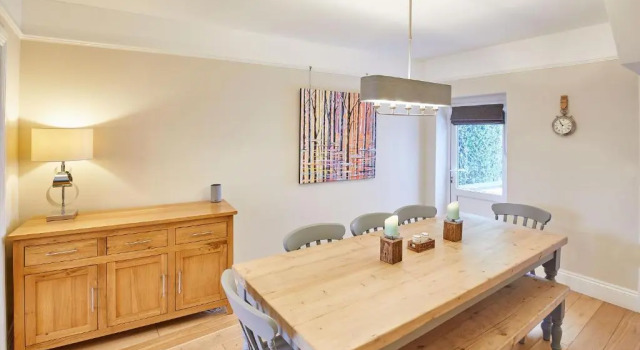 Host Stay Hutton House, Book Hotel 3-stjernede hoteller i West Cliff, 3*